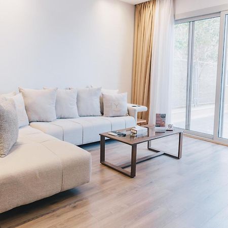 The Suites Near Auc By Elegant Cairo Exterior foto