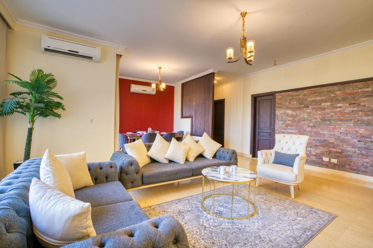 The Suites Near Auc By Elegant Cairo Exterior foto