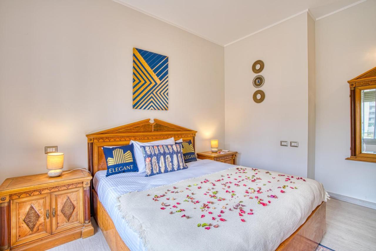 The Suites Near Auc By Elegant Cairo Exterior foto