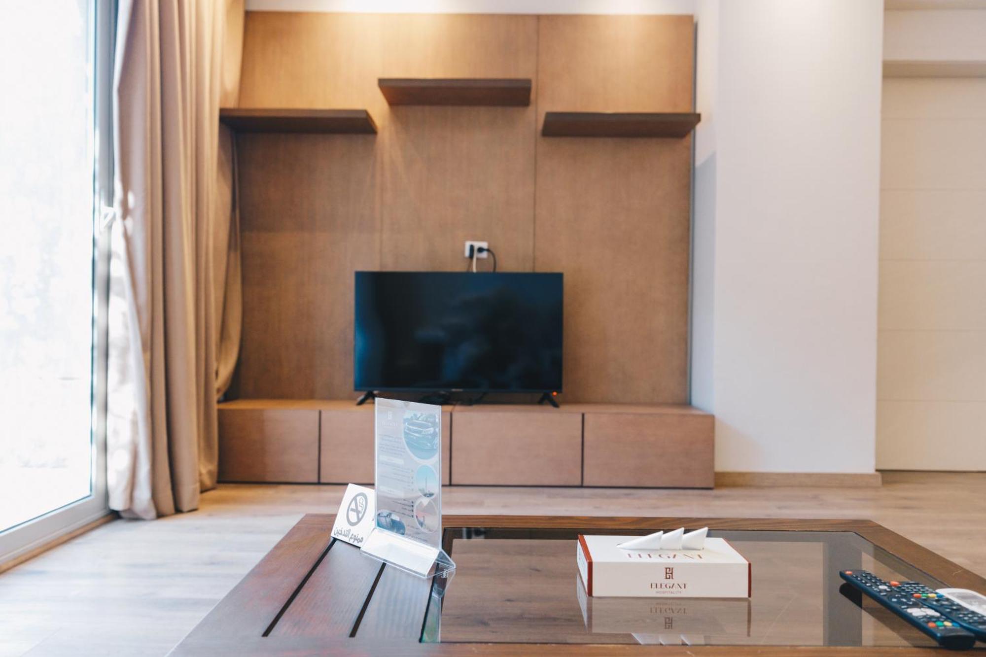 The Suites Near Auc By Elegant Cairo Exterior foto