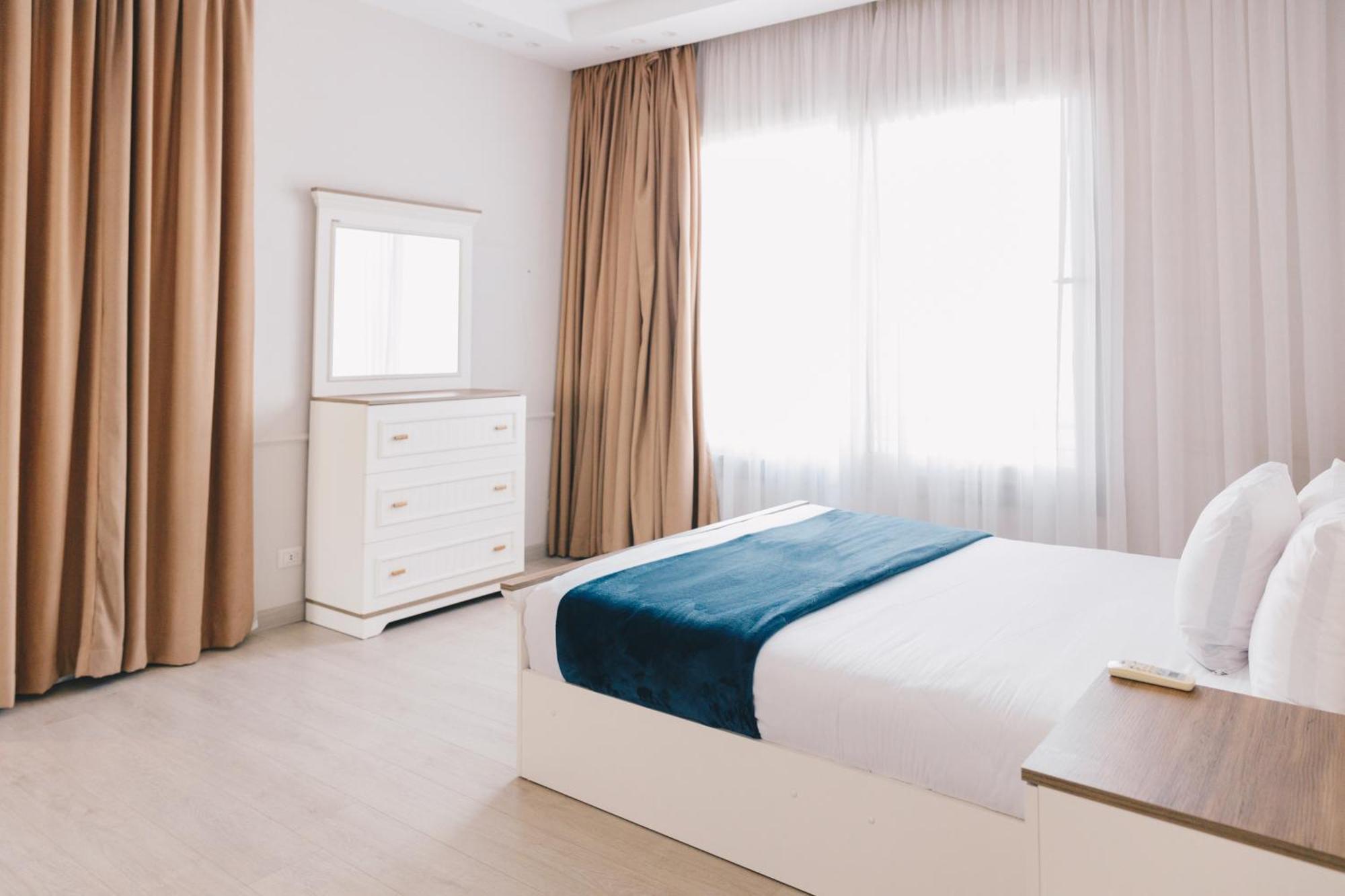 The Suites Near Auc By Elegant Cairo Exterior foto