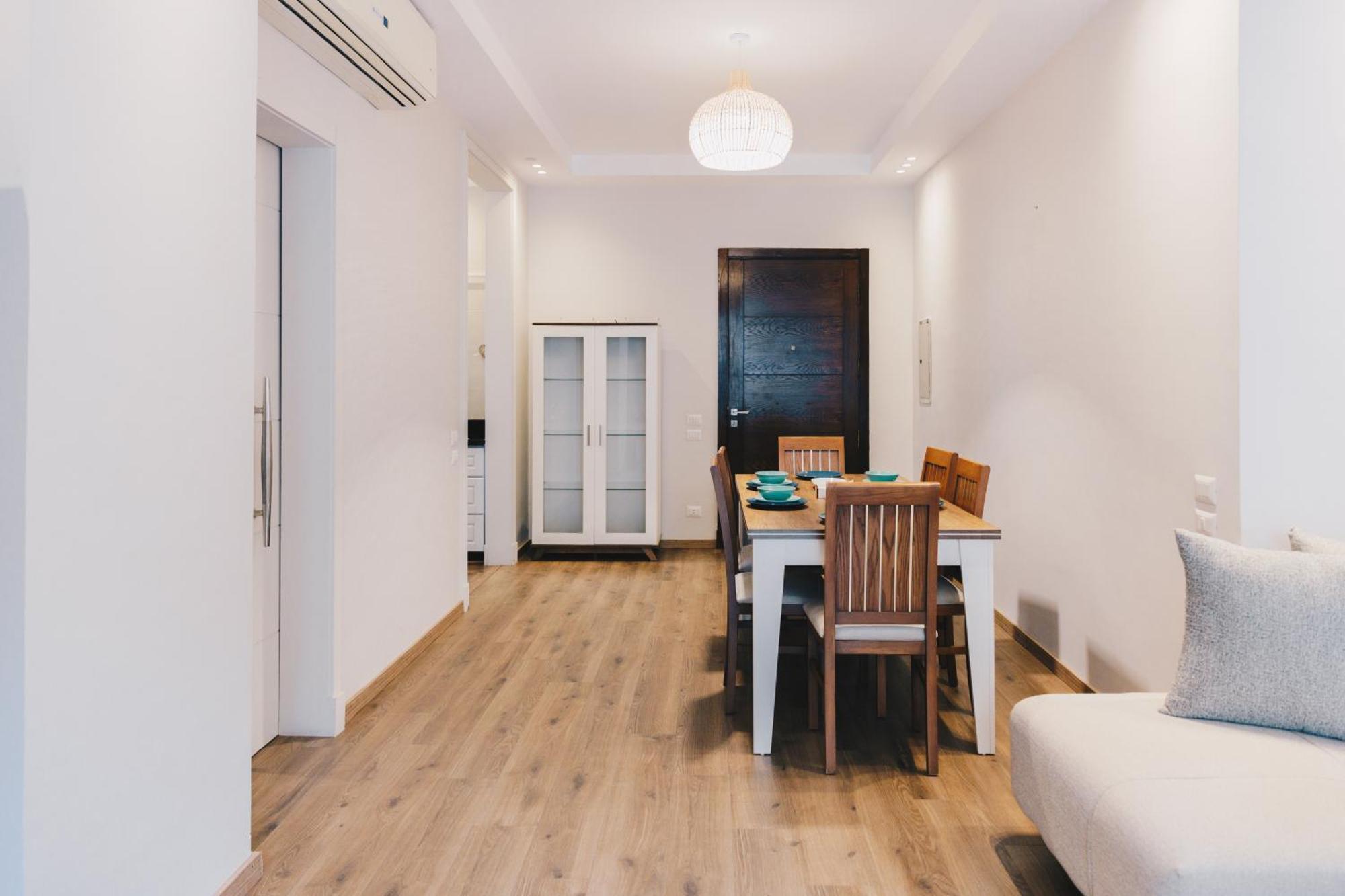 The Suites Near Auc By Elegant Cairo Exterior foto